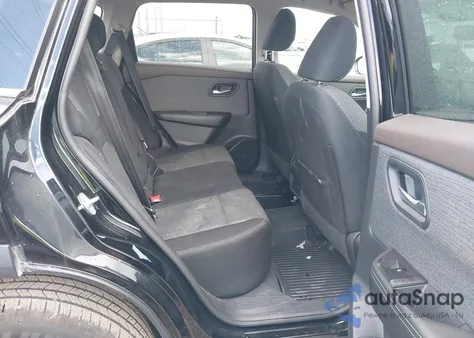 2023 Nissan Rogue Sv Fwd z USA, uszkodzony, nr VIN 5N1BT3BA8PC739130